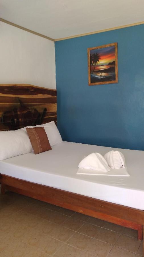 Summer Homes Beach Resort And Cottages Palawan Barton 외부 사진